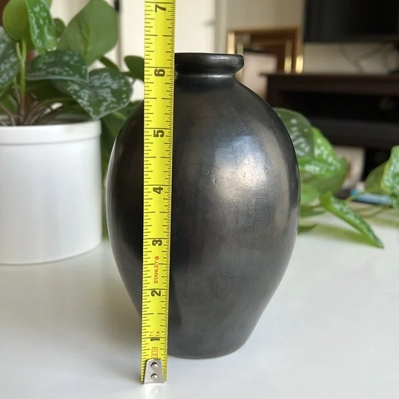 Vintage Black Ceramic Vase - Picture 6 of 9